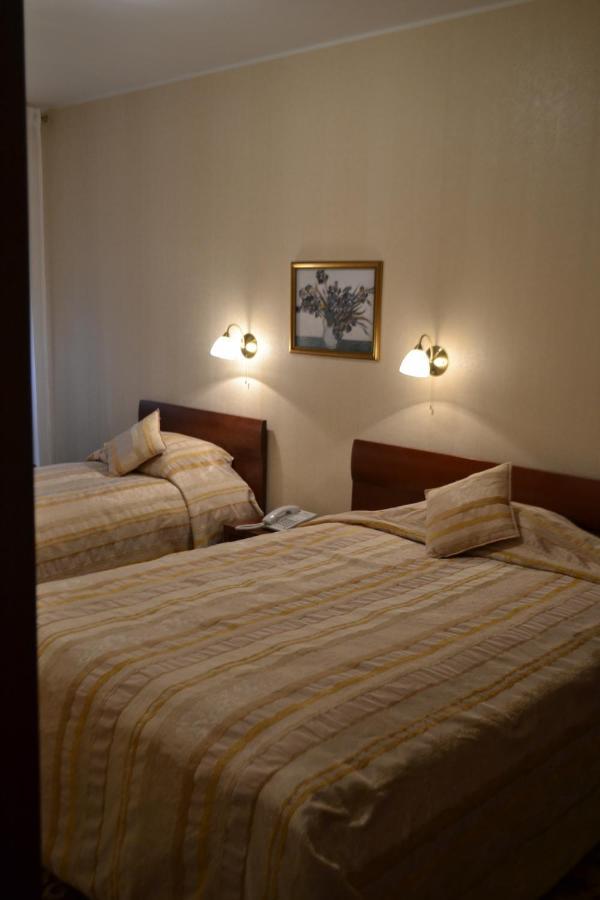 Gilija Hotel Silute Exterior photo