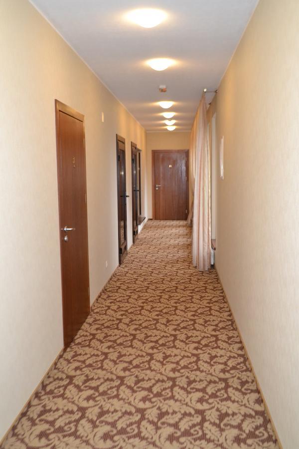 Gilija Hotel Silute Exterior photo